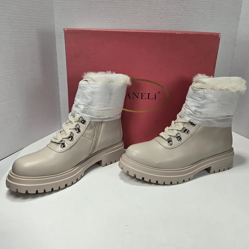 Vaneli Women's Soft Beige Leather Faux Fur Ankle Bootie Boots Size 9